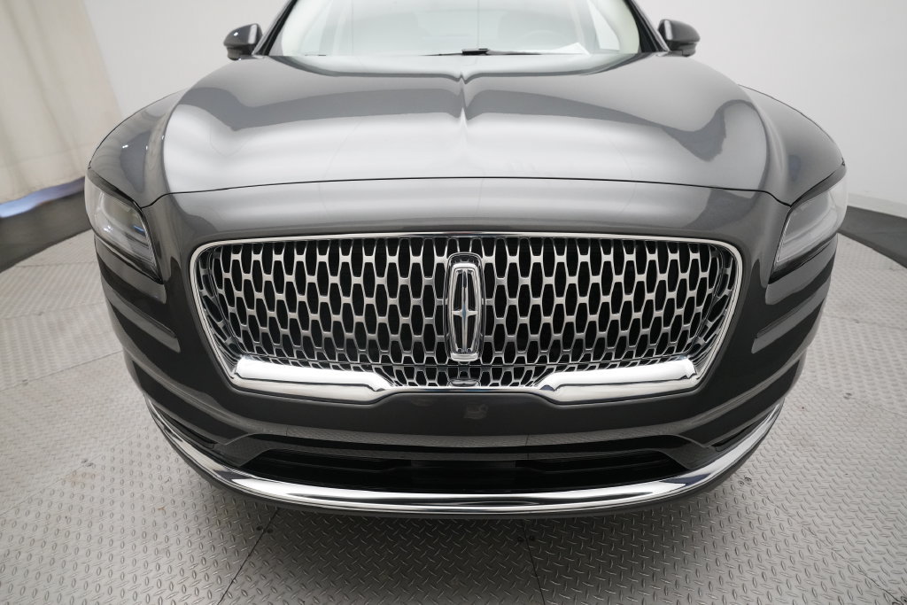 Used 2023 Lincoln Nautilus Reserve w/ Luxury Package AWD/4WD image 22