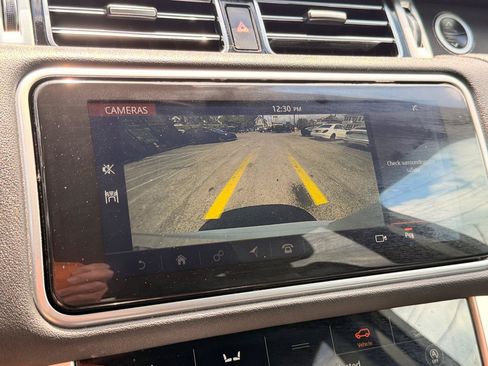 Used 2020 Land Rover Range Rover AWD/4WD image 35