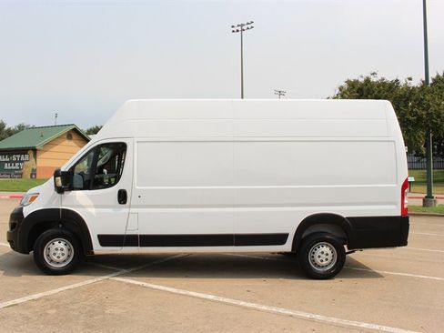 Used 2023 RAM ProMaster 3500 w/ Lane Management Group FWD image 1