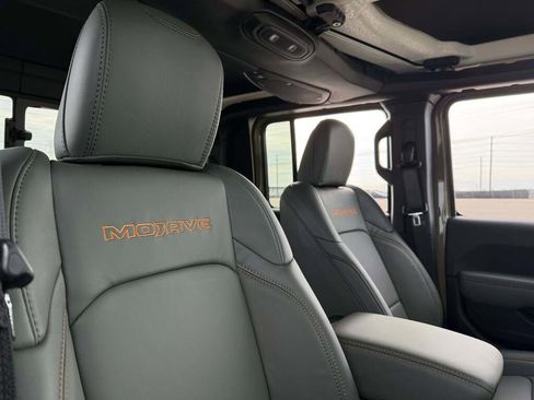 New 2026 Jeep Gladiator Mojave image 21