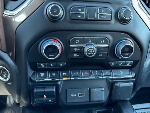 Used 2023 Chevrolet Silverado 3500 High Country w/ Z71 Off-Road Package image 8