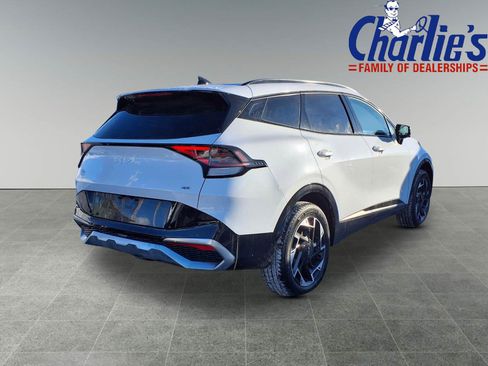 Certified 2025 Kia Sportage SX image 4
