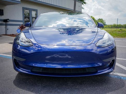 Used 2022 Tesla Model 3 Standard Range RWD image 2