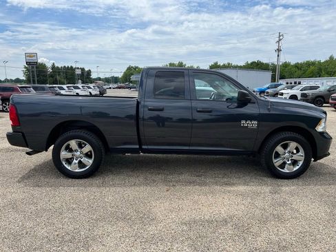 Used 2019 RAM 1500 Express w/ Express Value Package AWD/4WD image 8