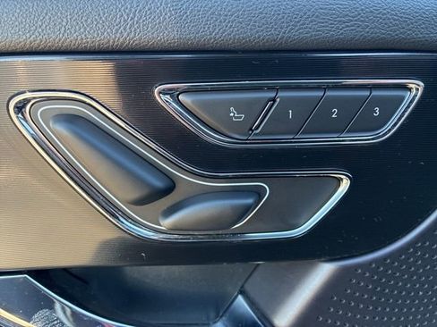 Used 2024 Lincoln Corsair AWD w/ Equipment Group 101A image 18