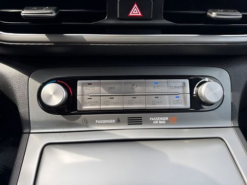 Used 2023 Hyundai Kona SEL w/ Cargo Package image 19