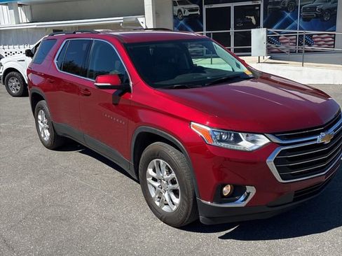 Used 2019 Chevrolet Traverse LT w/ LPO, Floor Liner Package image 6
