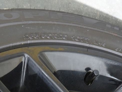 Used 2024 Dodge Durango GT image 38