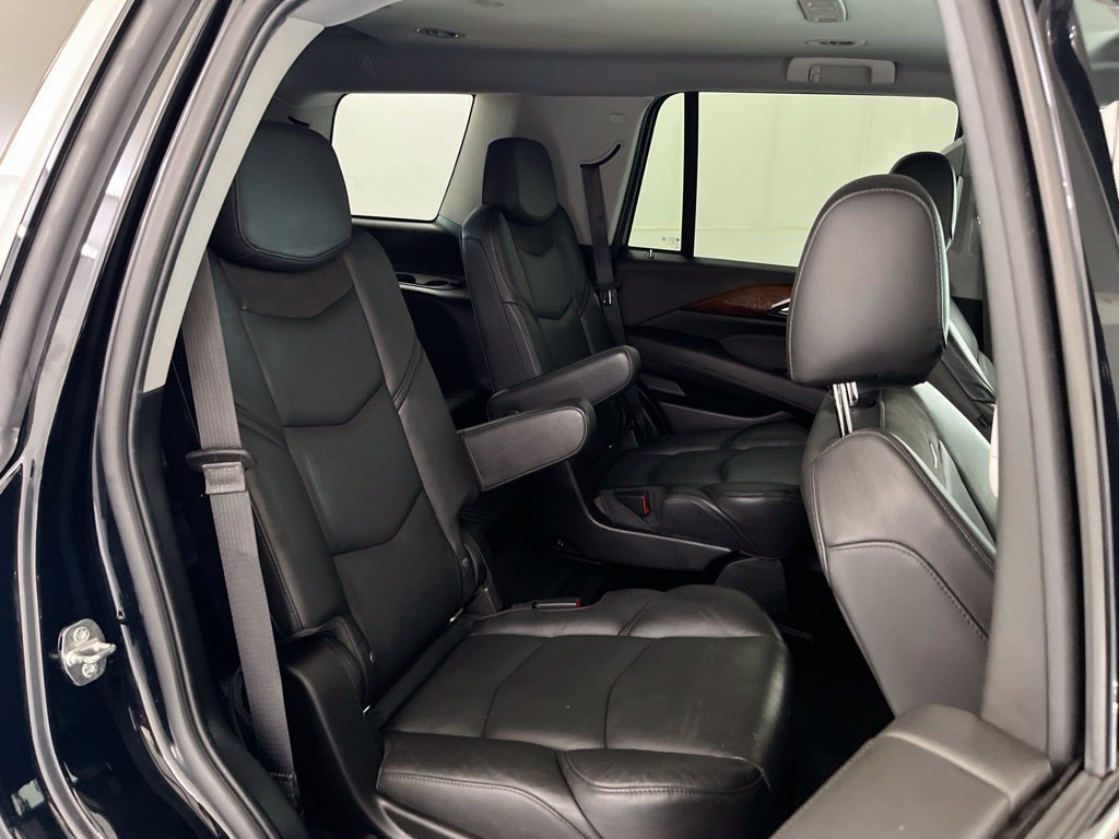 Used 2020 Cadillac Escalade 4WD image 22