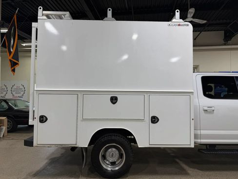 Used 2020 Ford F350 4x4 Crew Cab DRW Super Duty image 19