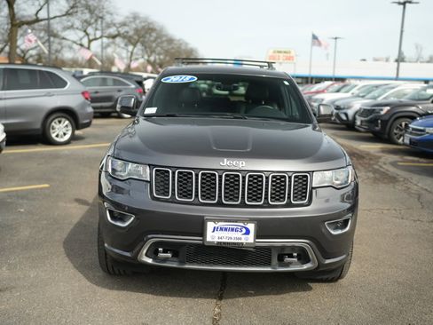 Used 2018 Jeep Grand Cherokee Limited AWD/4WD image 3