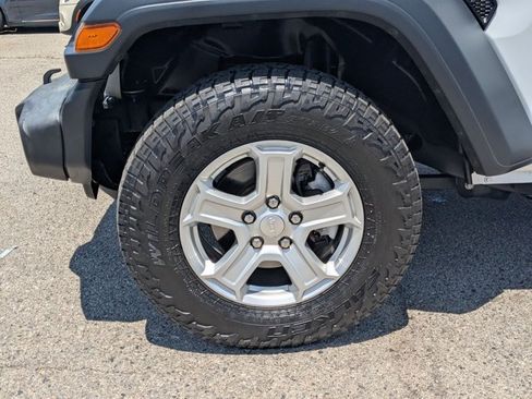Used 2018 Jeep Wrangler Unlimited Sport S AWD/4WD image 24