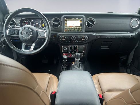 Certified 2022 Jeep Wrangler Unlimited Rubicon 4xe w/ Cold Weather Group image 15