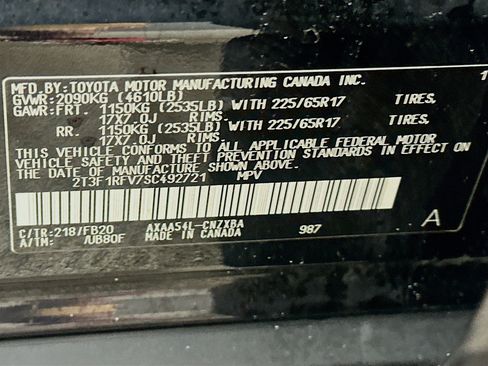 Used 2025 Toyota RAV4 LE AWD/4WD image 12