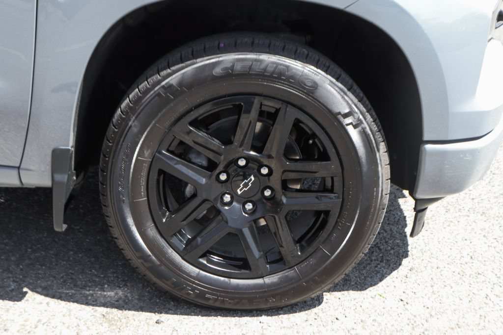 Used 2024 Chevrolet Silverado 1500 Custom RWD image 37