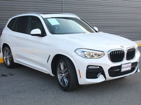 Used 2018 BMW X3 xDrive30i image 10