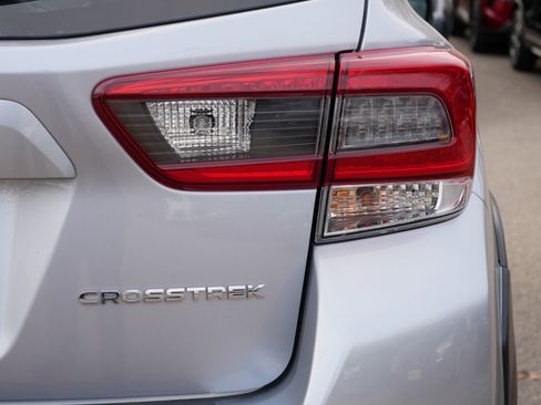 Used 2023 Subaru Crosstrek 2.0i Premium image 17