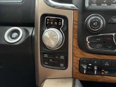 Used 2017 RAM 1500 Laramie Longhorn image 21