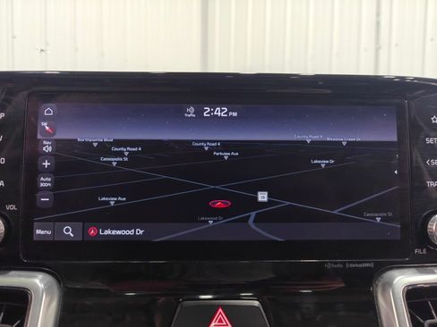Used 2022 Kia Sorento SX w/ Panoramic Sunroof Package AWD/4WD image 37