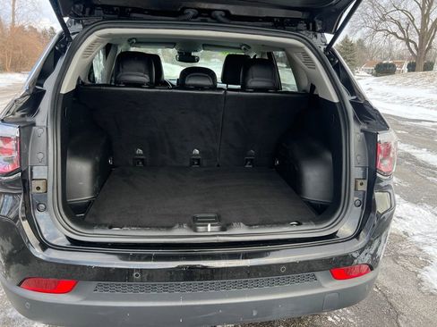 Used 2022 Jeep Compass Limited image 26