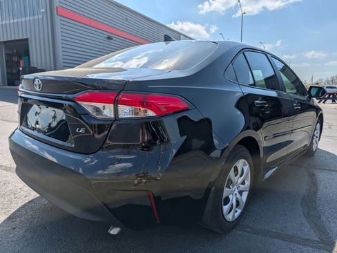 Used 2024 Toyota Corolla LE image 4