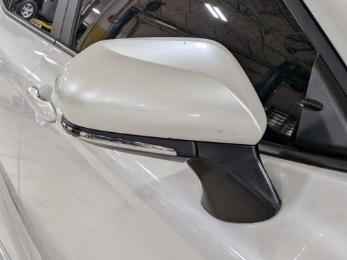 Used 2025 Toyota Camry XSE FWD image 11