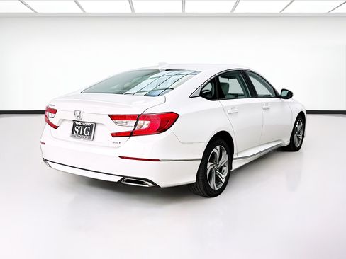 Used 2018 Honda Accord EX-L image 4