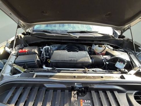 Used 2024 Chevrolet Silverado 1500 Custom Trail Boss AWD/4WD image 31