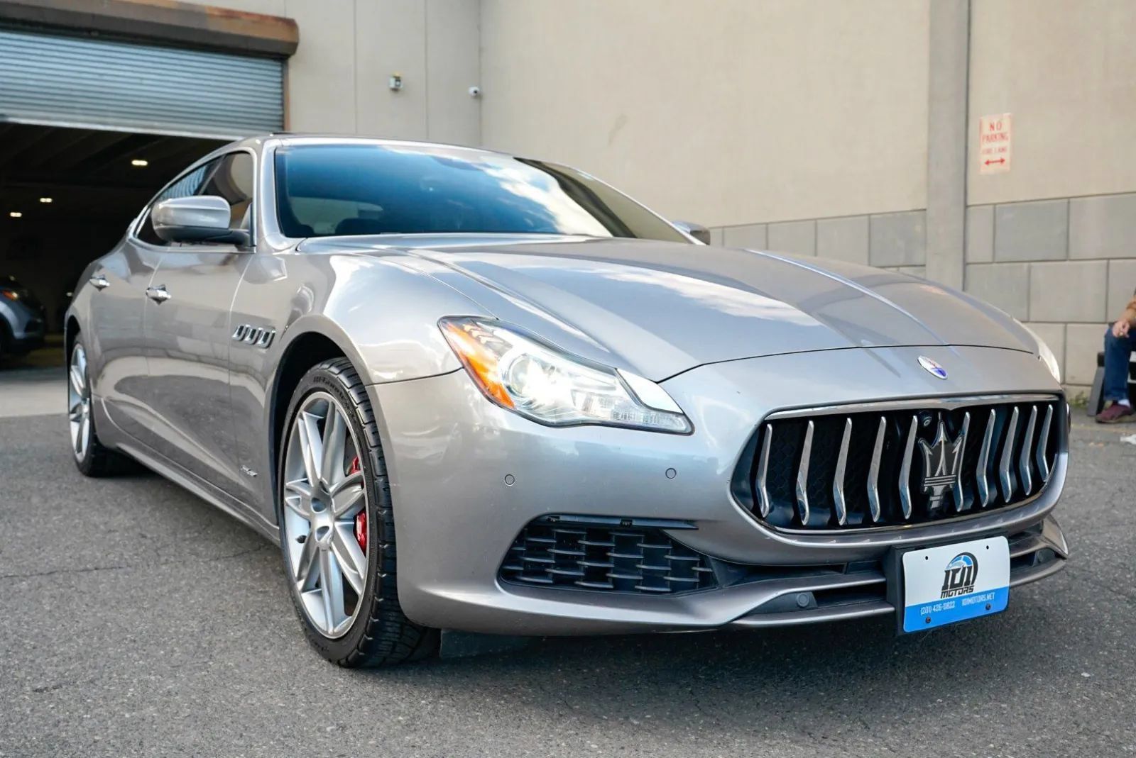 Used 2017 Maserati Quattroporte S GranLusso Q4 AWD/4WD image 3