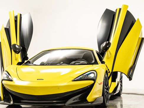 Used 2019 McLaren 600LT RWD image 37