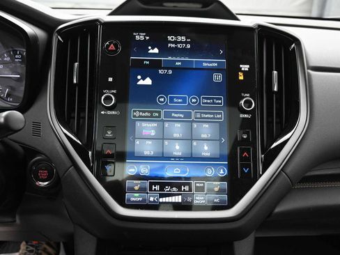 Used 2025 Subaru Ascent Bronze Edition image 9