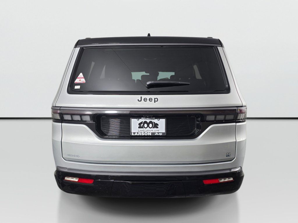 New 2026 Jeep Grand Wagoneer 4WD image 6