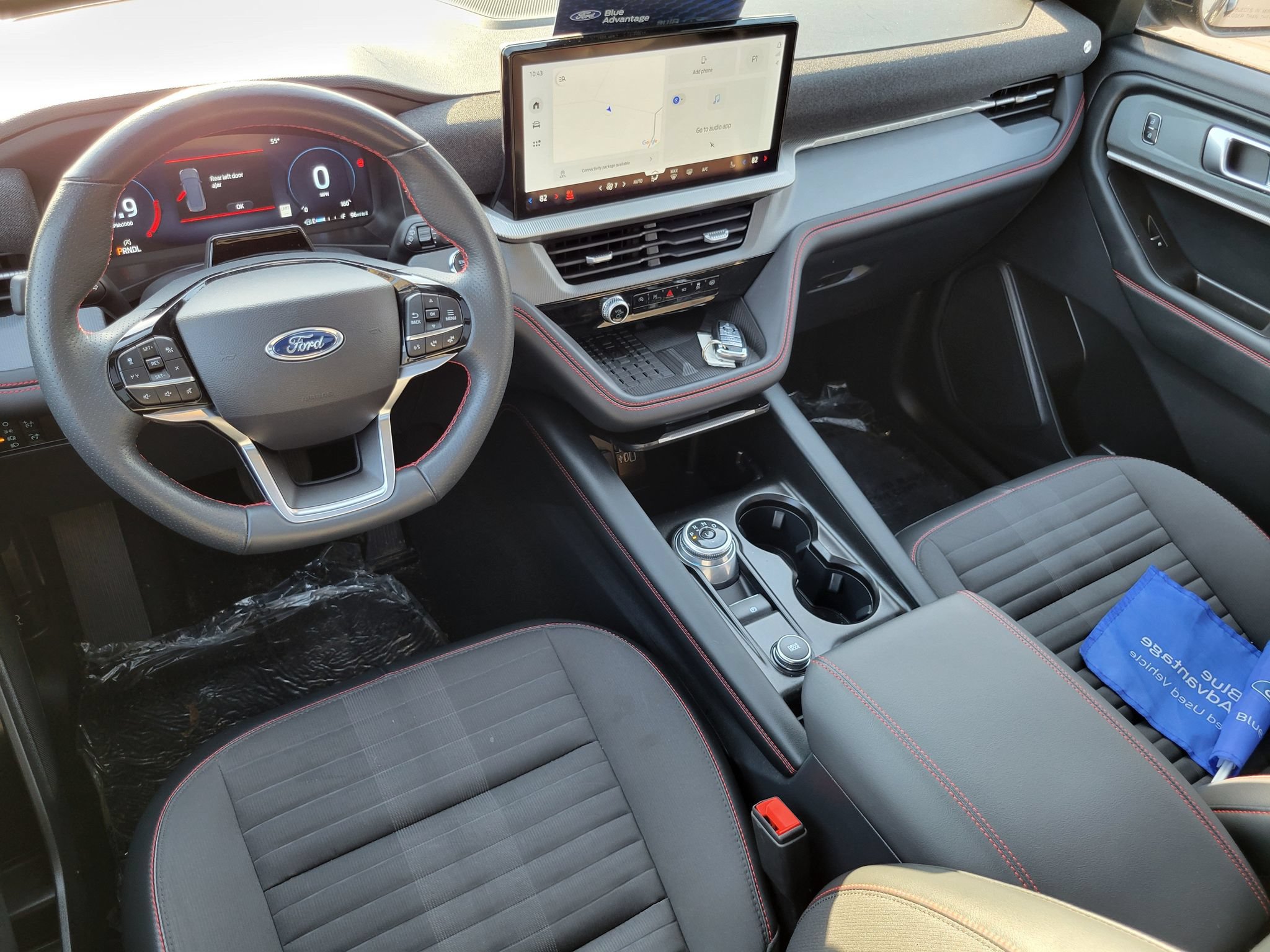 Certified 2025 Ford Explorer ST-Line w/ Premium Package AWD/4WD image 26