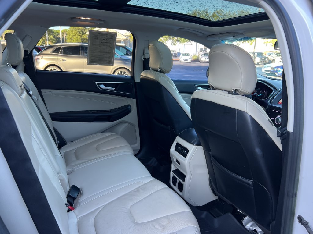 Used 2018 Ford Edge Titanium w/ Equipment Group 302A FWD image 14