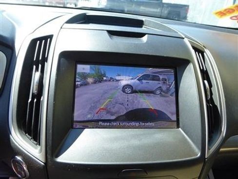 Used 2020 Ford Edge SEL w/ Convenience Package FWD image 18