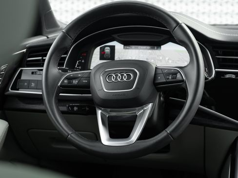 Certified 2024 Audi Q7 2.0T Premium Plus AWD/4WD image 9