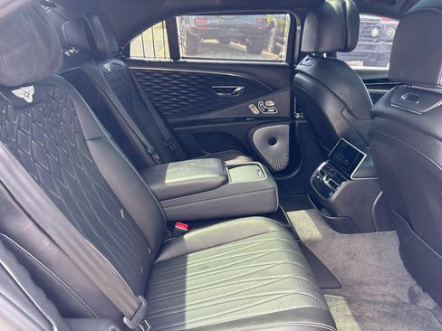 Used 2021 Bentley Flying Spur W12 AWD/4WD image 39