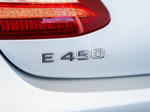 Used 2020 Mercedes-Benz E 450 E 450 w/ AMG Line image 24