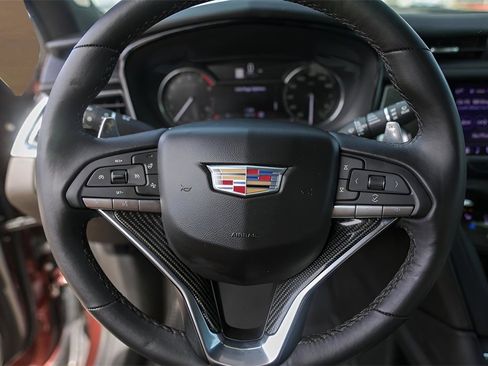 Certified 2023 Cadillac XT6 Sport image 12