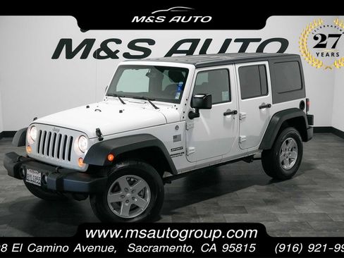 Used 2015 Jeep Wrangler Unlimited Sport w/ Quick Order Package 24S AWD/4WD image 1