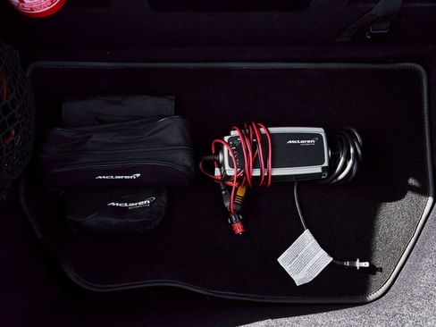 Used 2020 McLaren 720S Spider image 20