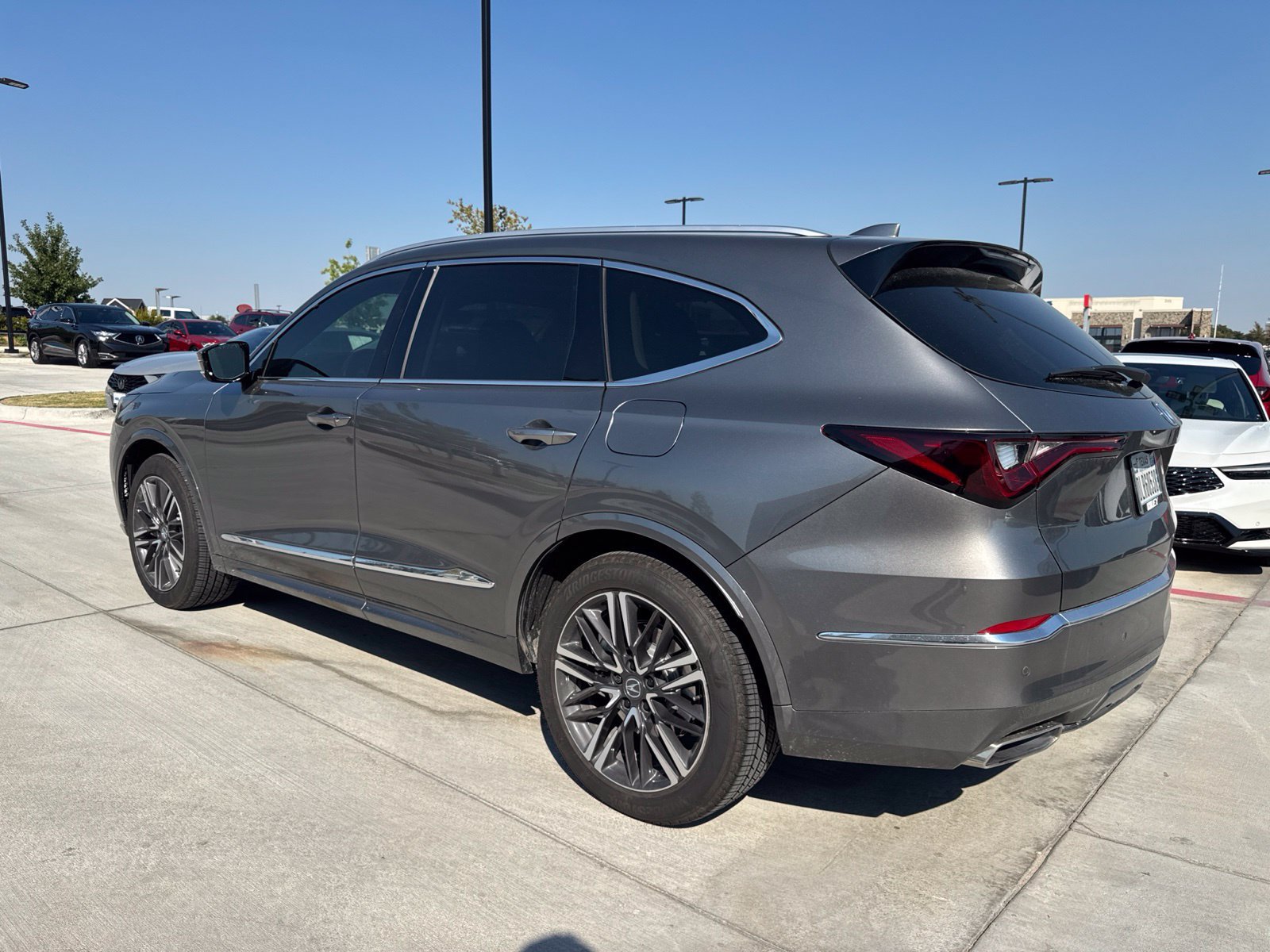 Used 2026 Acura MDX w/ Advance Package AWD/4WD image 6
