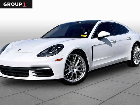 Used 2018 Porsche Panamera 4 AWD/4WD image 1