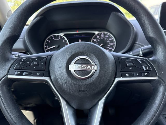 Used 2024 Nissan Sentra SV FWD image 19