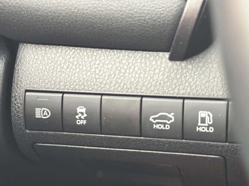 Certified 2023 Toyota Camry SE FWD image 23