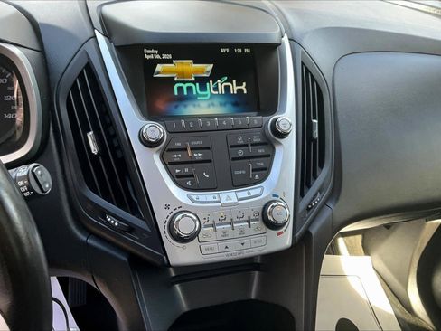 Used 2015 Chevrolet Equinox LT w/ Driver Convenience Package image 9