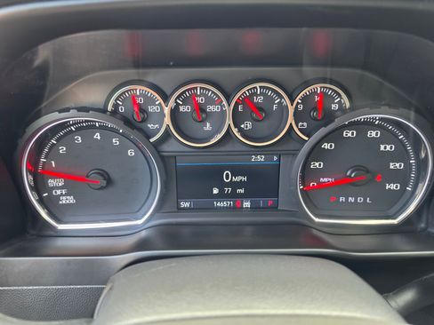 Used 2019 Chevrolet Silverado 1500 LT Trail Boss AWD/4WD image 8