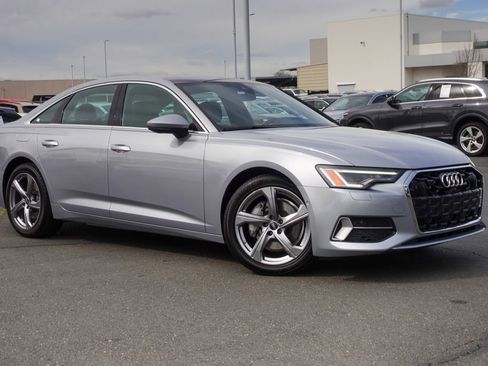 Used 2024 Audi A6 Premium Plus image 5