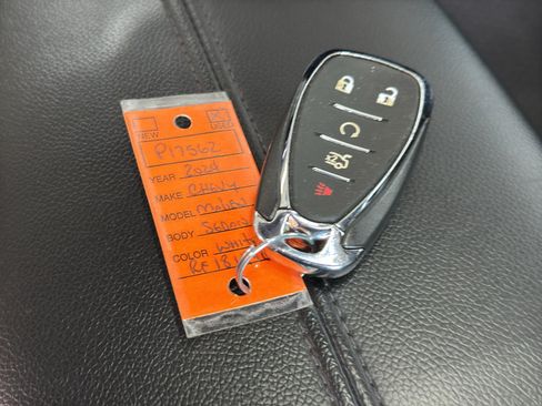 Used 2024 Chevrolet Malibu LT FWD image 36