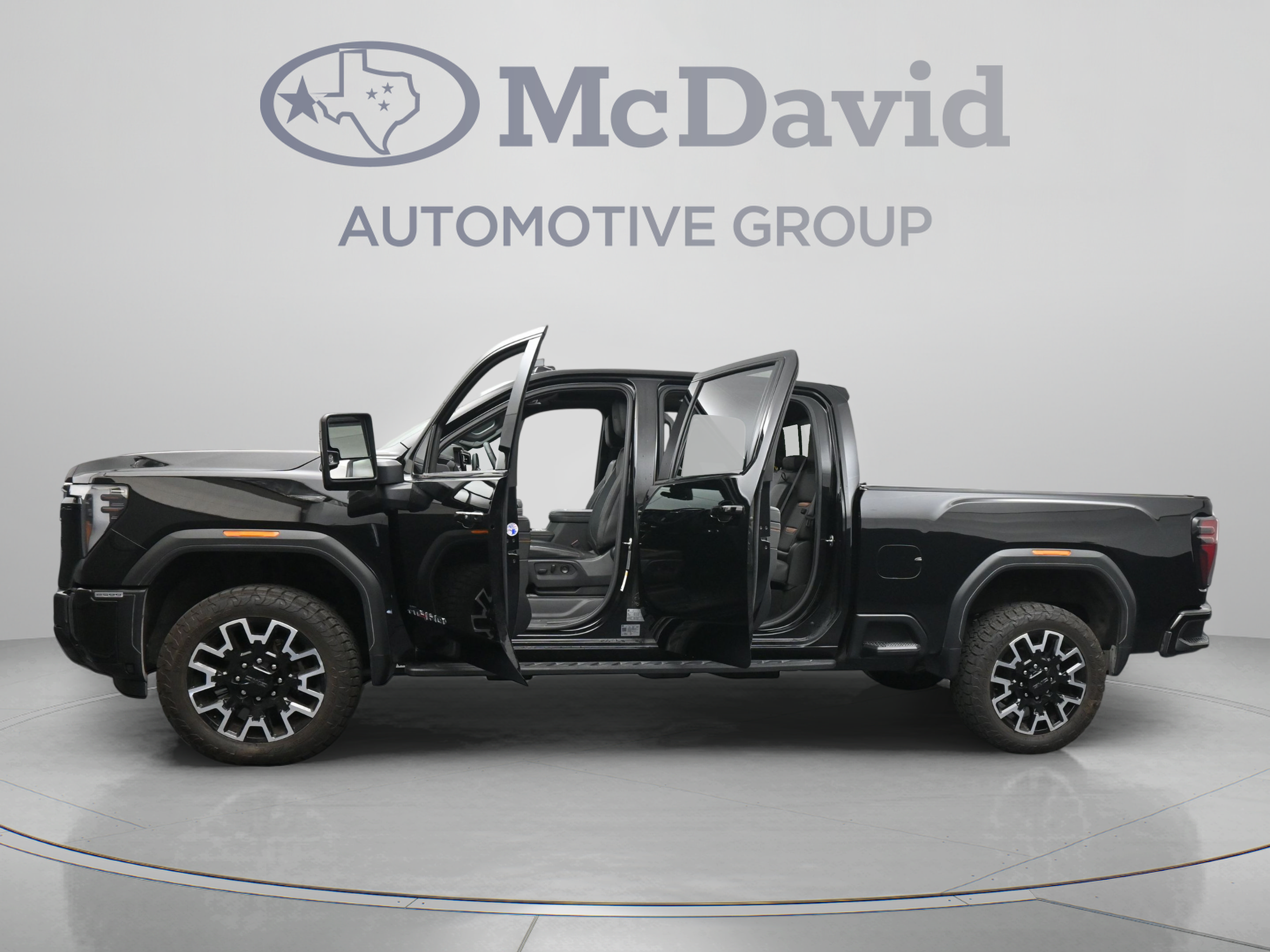 Used 2024 GMC Sierra 2500 AT4 w/ AT4 Premium Plus Package AWD/4WD image 42